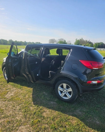 Kia Sportage cena 50500 przebieg: 215400, rok produkcji 2014 z Janów Lubelski małe 326